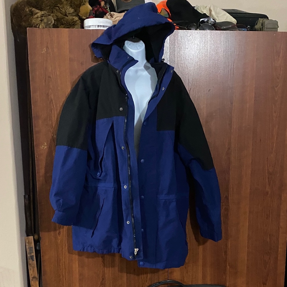 Eddie Bauer Polartec men’s large hooded coat
